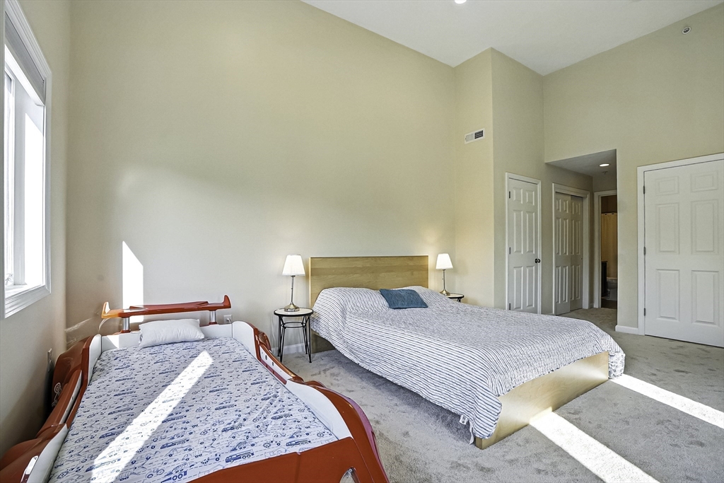 property viewer photo 25