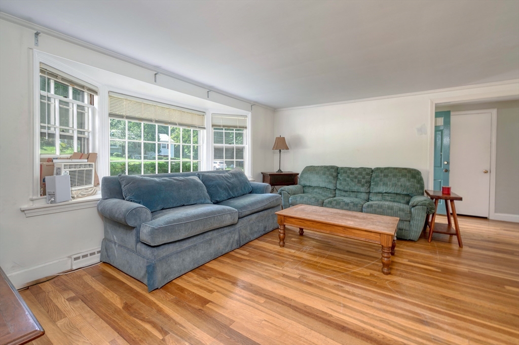 property viewer photo 2