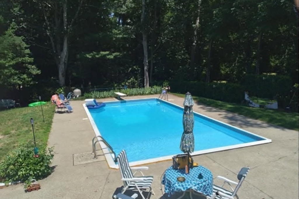 property viewer photo 23