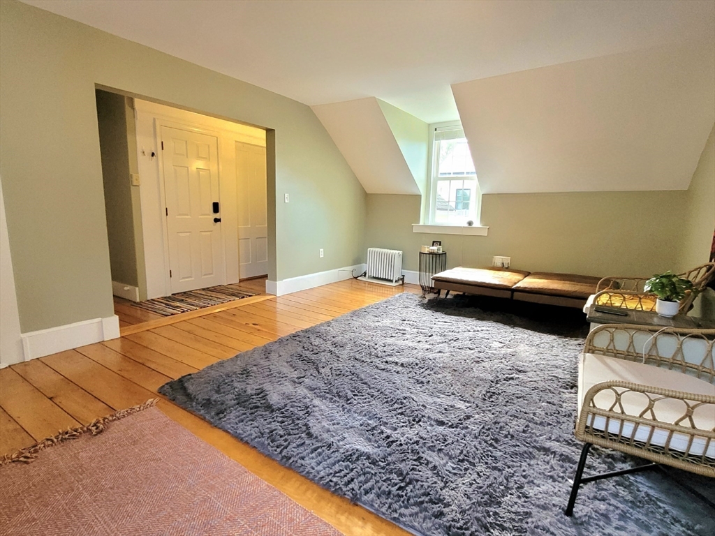 property viewer photo 9