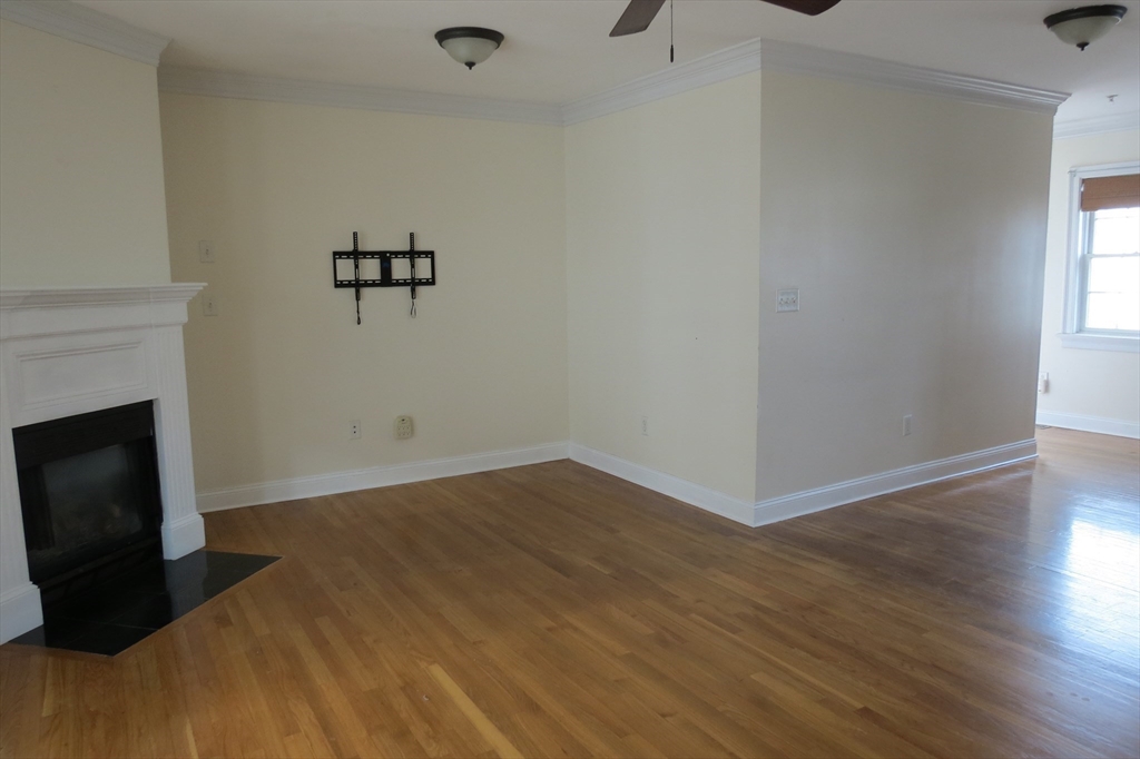 property viewer photo 10
