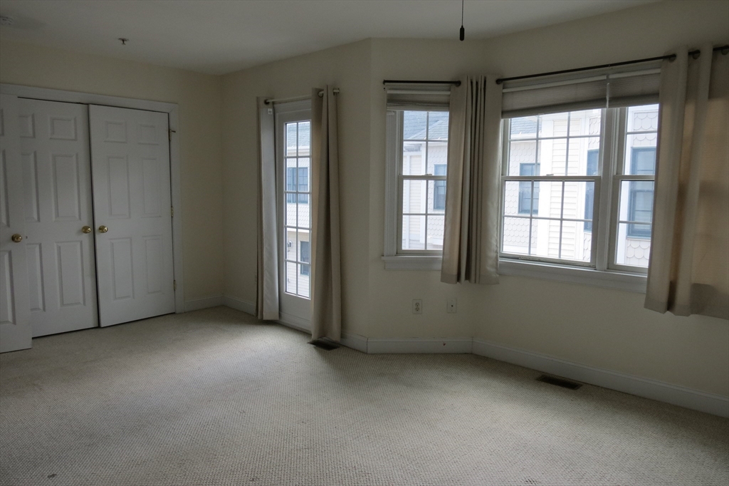 property viewer photo 13