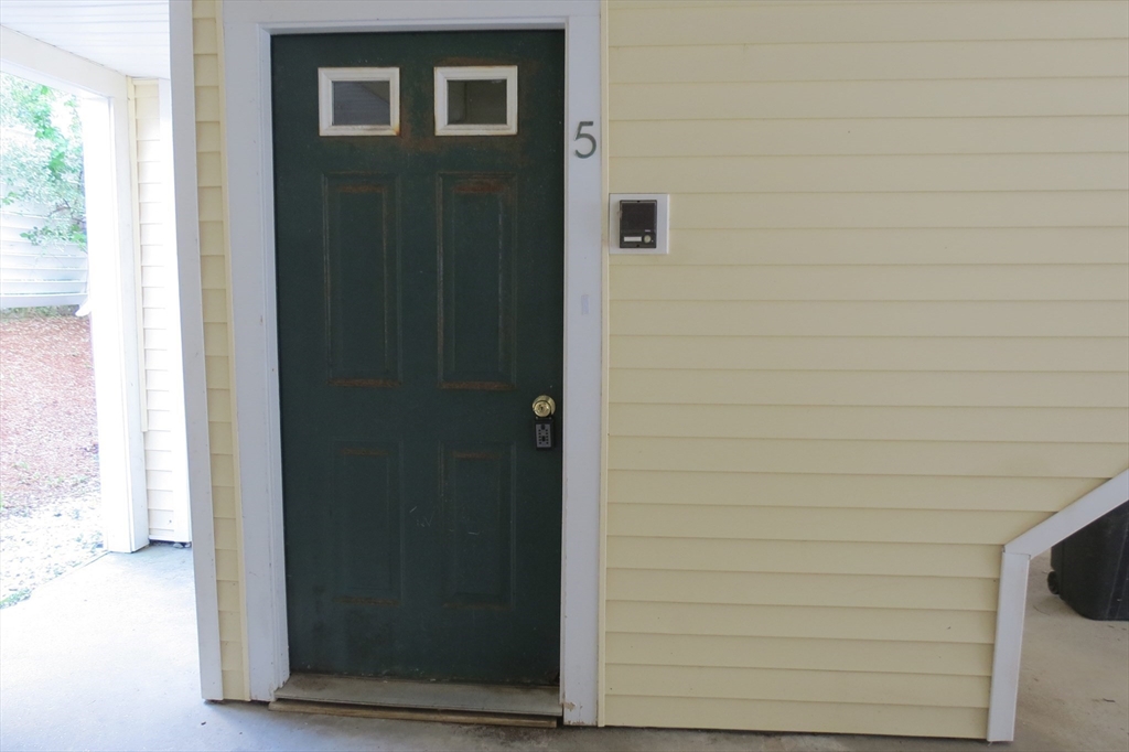 property viewer photo 18