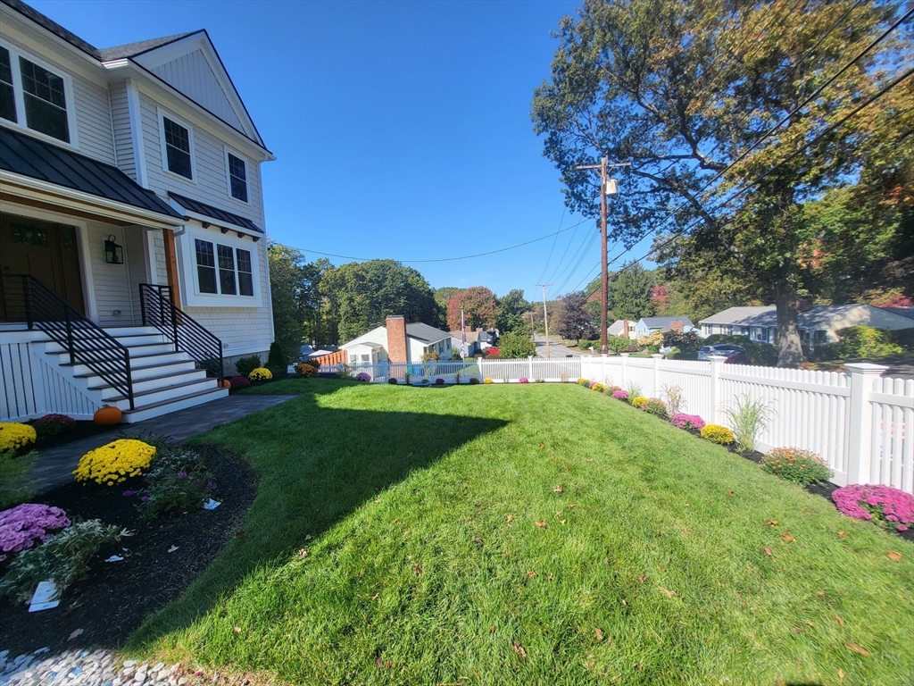 property viewer photo 1