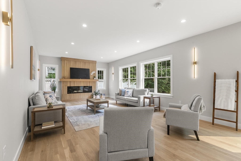 property viewer photo 14