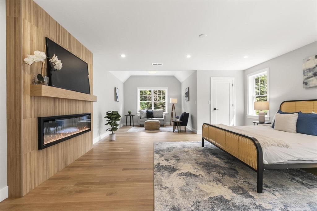 property viewer photo 19