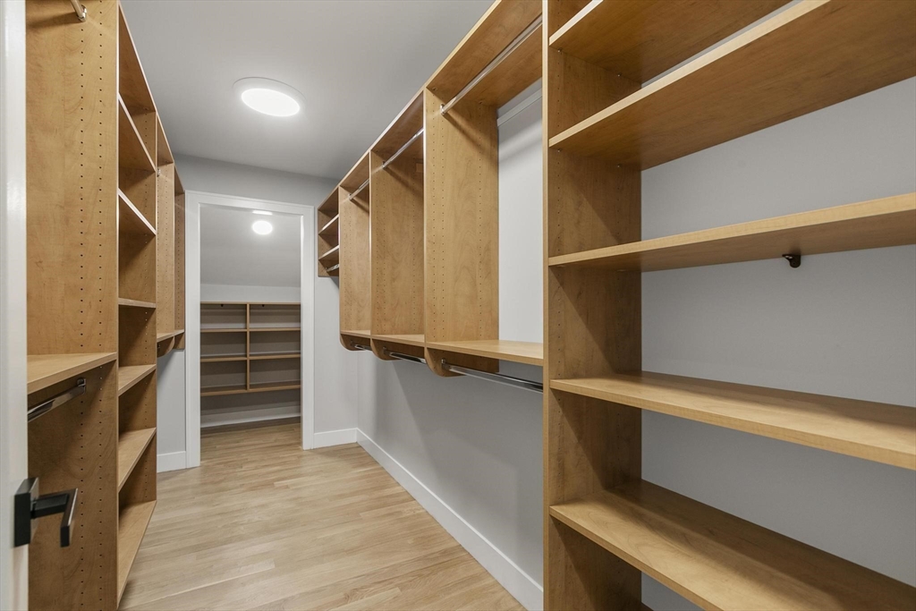 property viewer photo 25