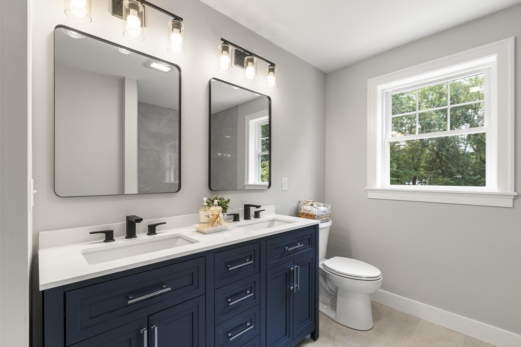 property viewer photo 30
