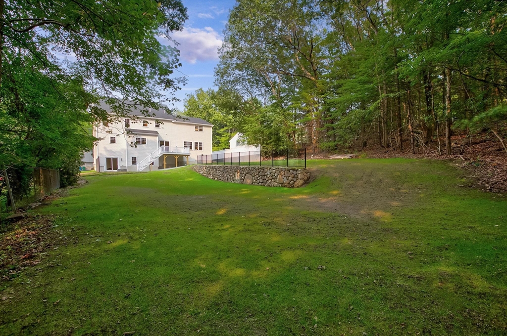 property viewer photo 40