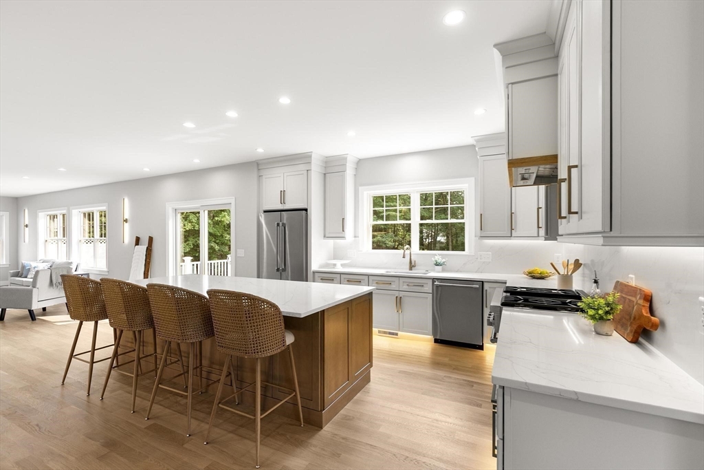 property viewer photo 9