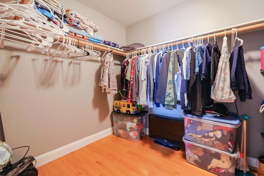 property viewer photo 14