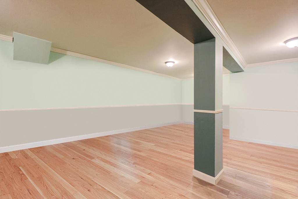 property viewer photo 18