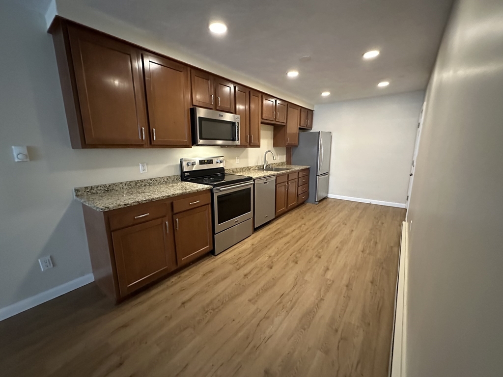 property viewer photo 1