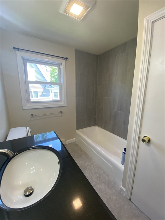 property viewer photo 7