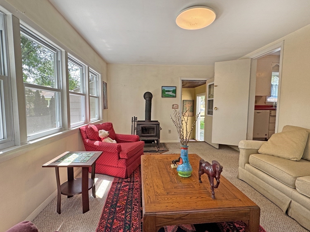 property viewer photo 4