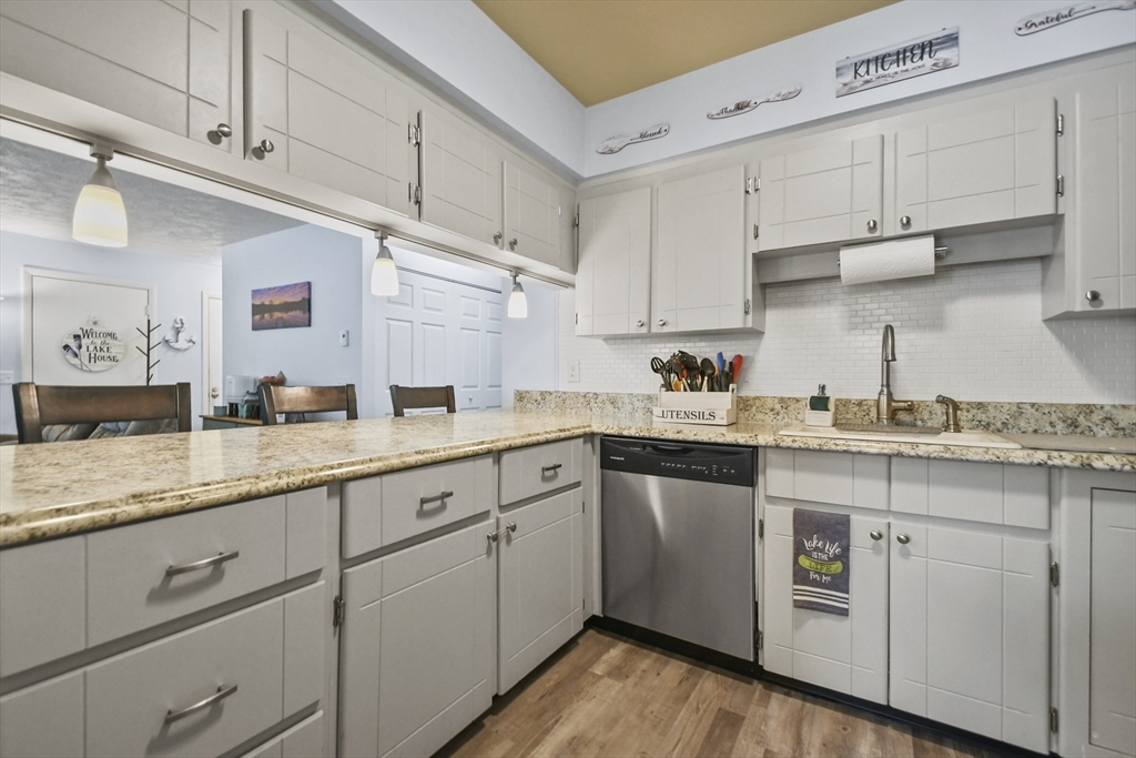 property viewer photo 9