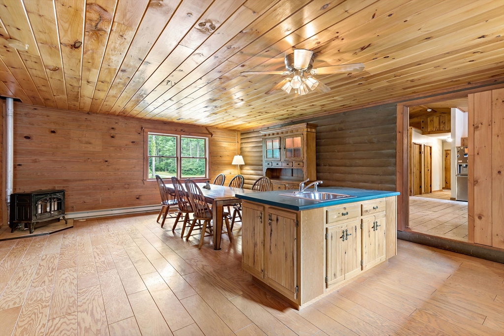property viewer photo 16
