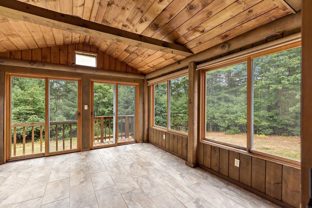 property viewer photo 26