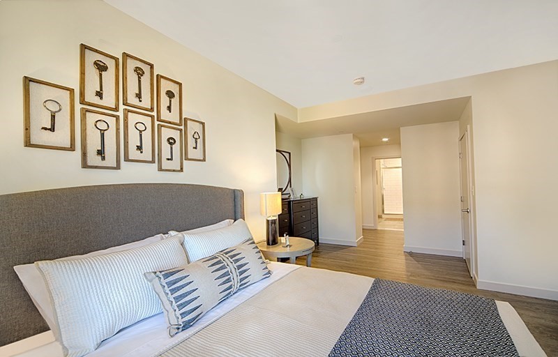 property viewer photo 2
