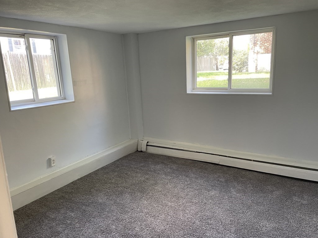property viewer photo 4