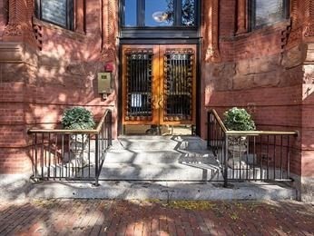 property viewer photo 1