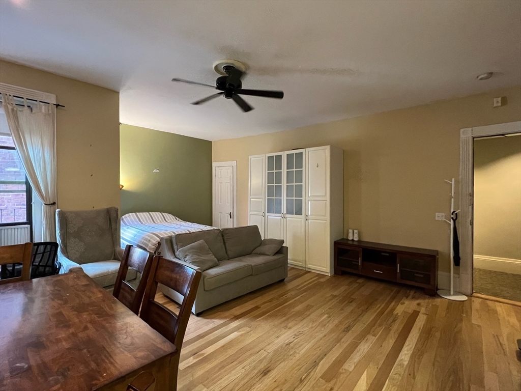 property viewer photo 11