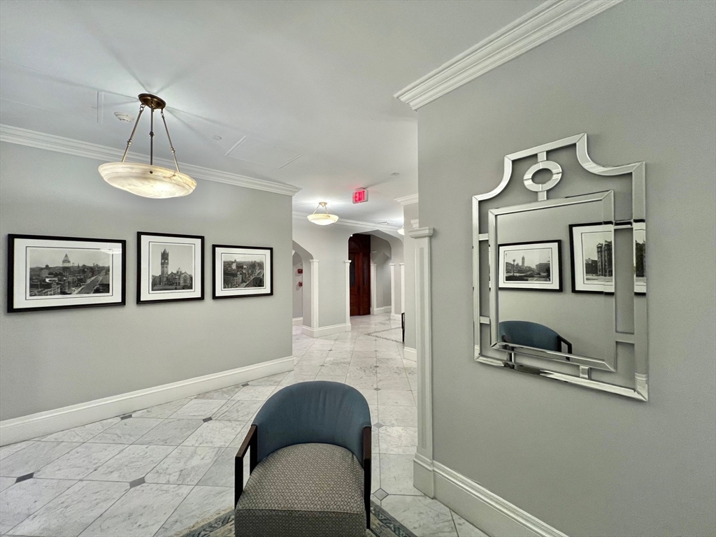 property viewer photo 4