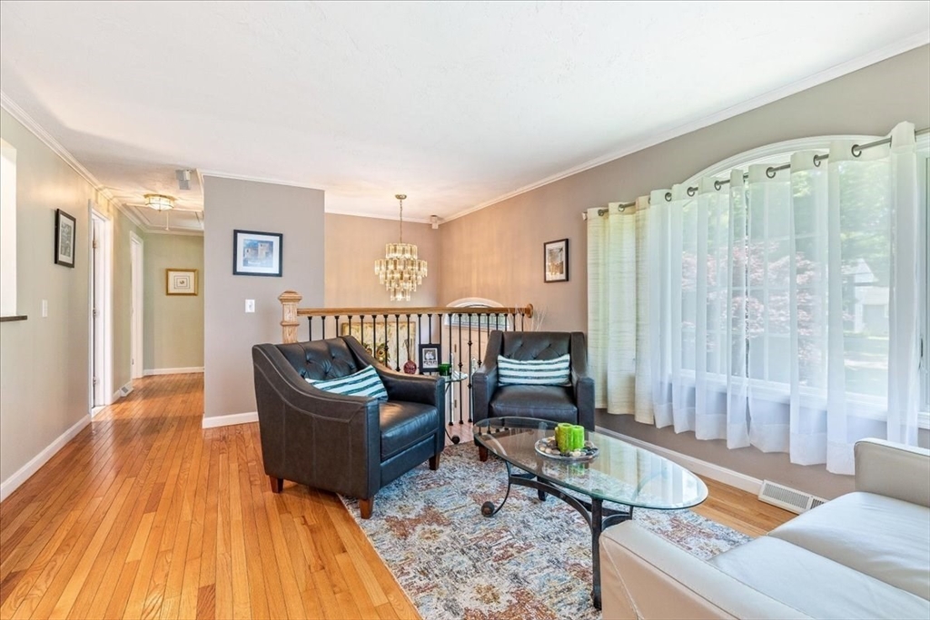 property viewer photo 7
