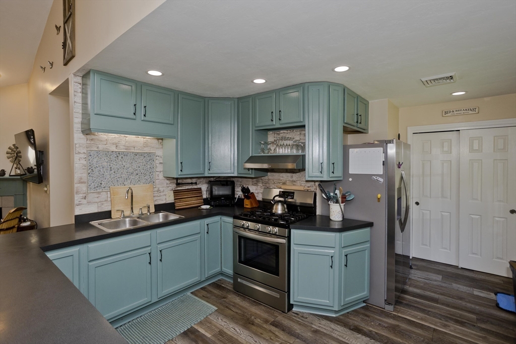property viewer photo 6