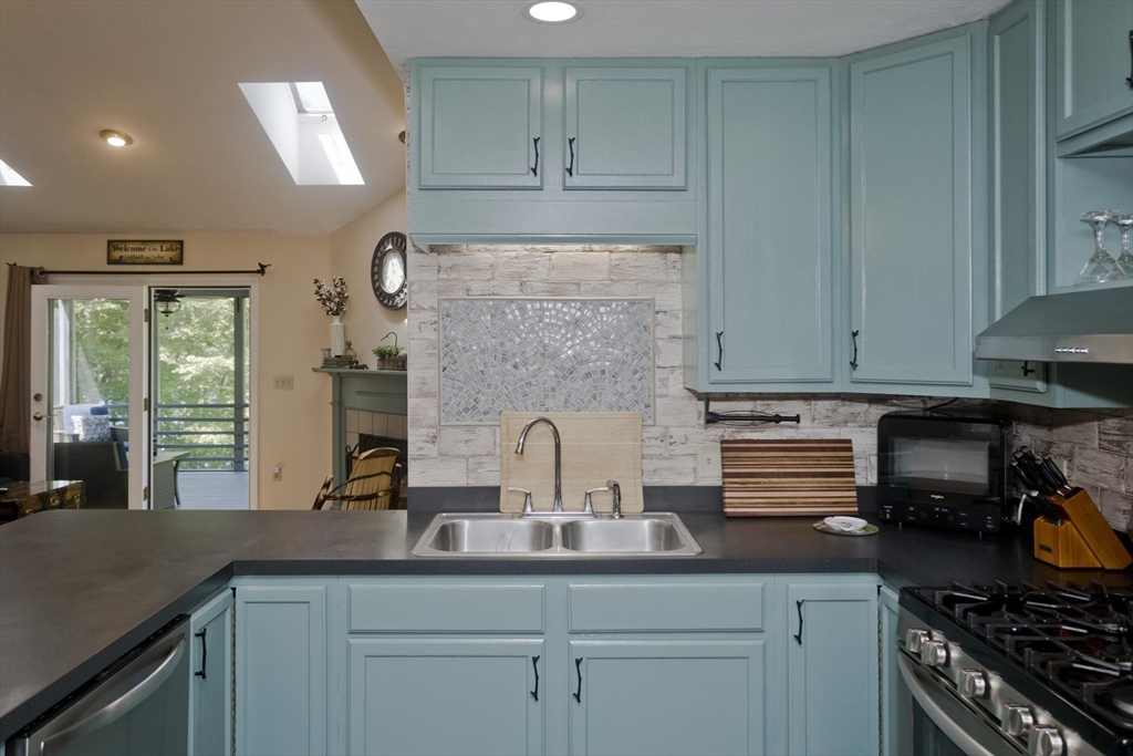 property viewer photo 7