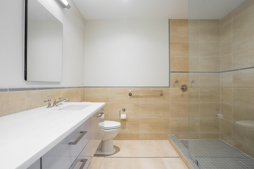 property viewer photo 7