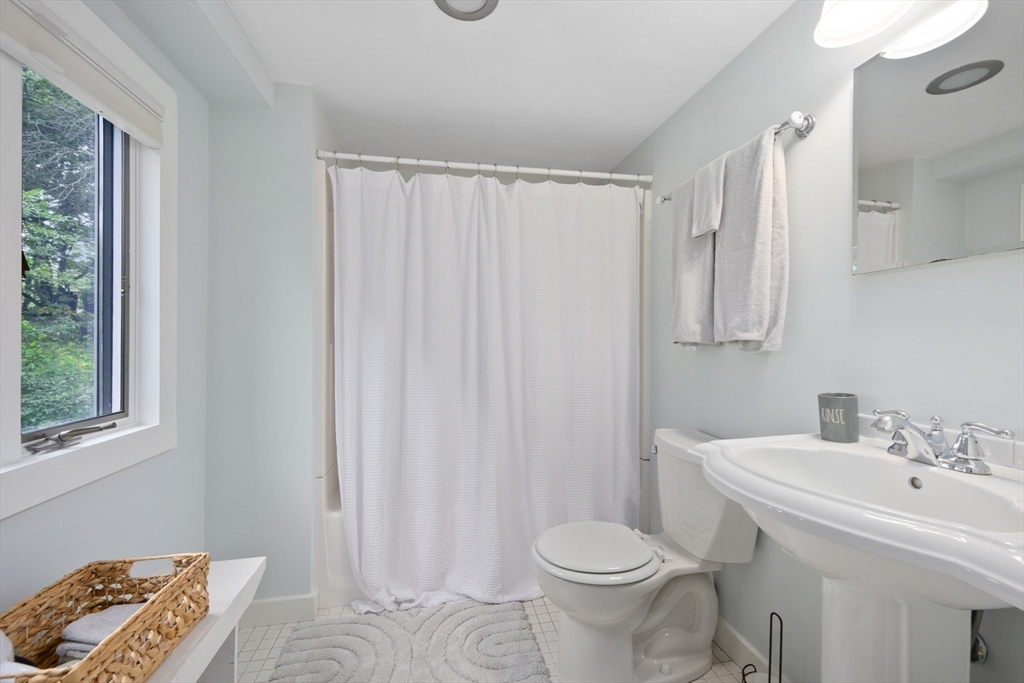 property viewer photo 23