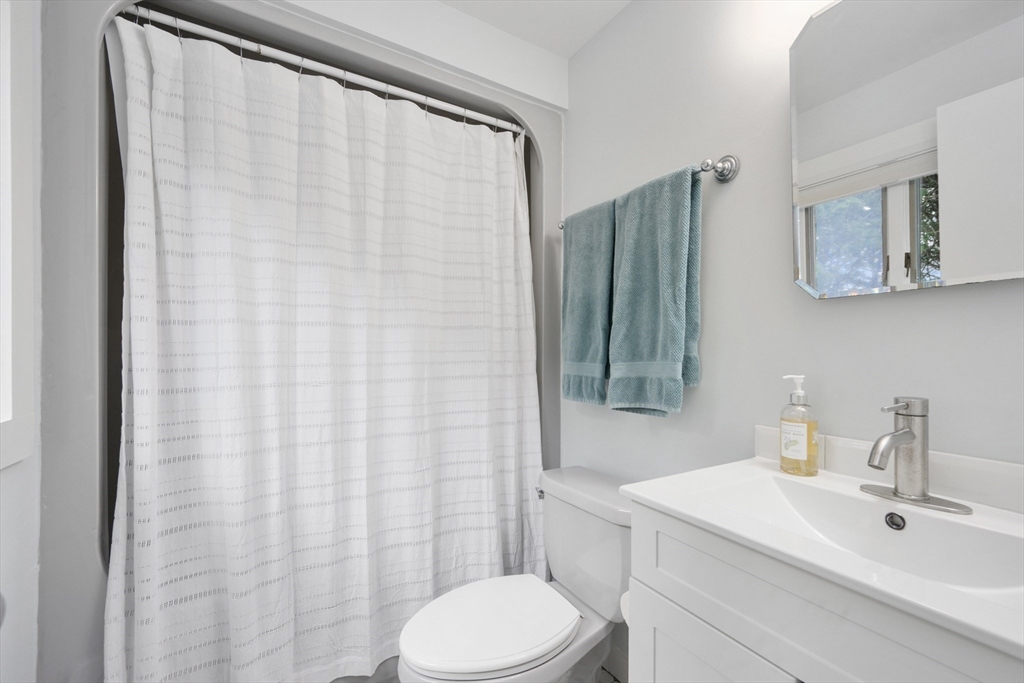 property viewer photo 25