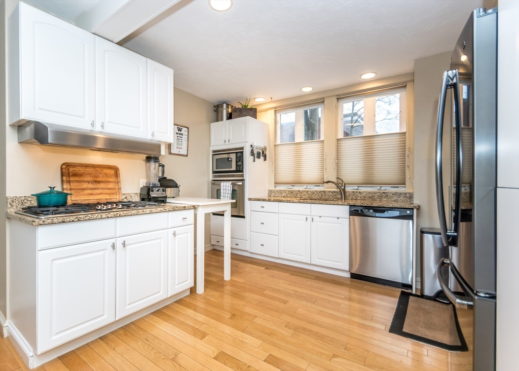 property viewer photo 5