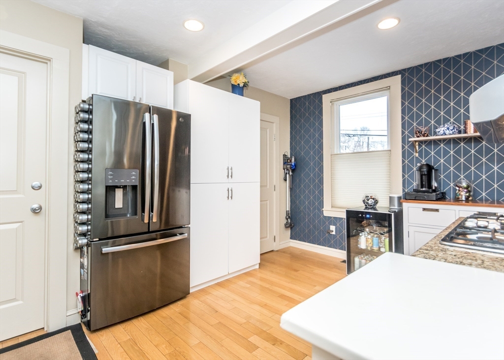 property viewer photo 6