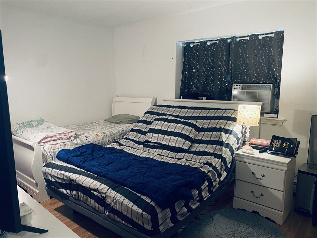 property viewer photo 1