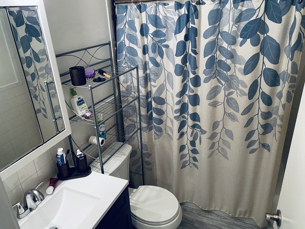 property viewer photo 3