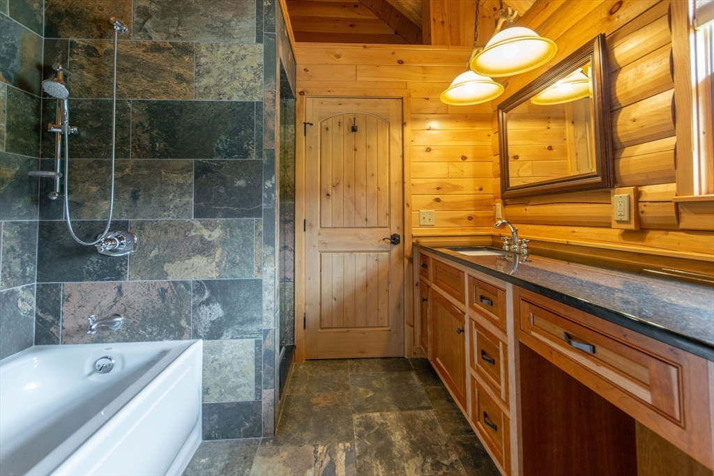 property viewer photo 18
