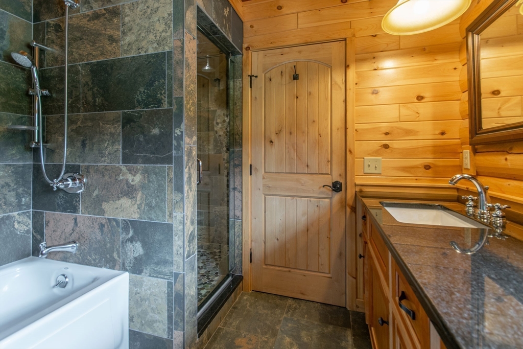 property viewer photo 19
