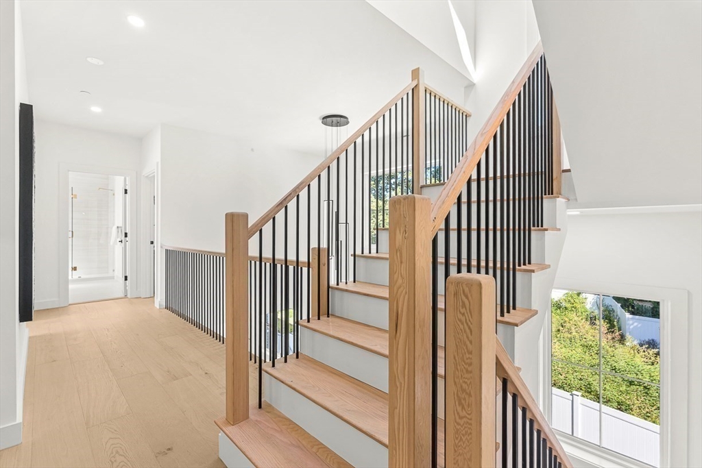 property viewer photo 15