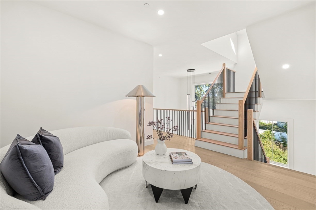 property viewer photo 17