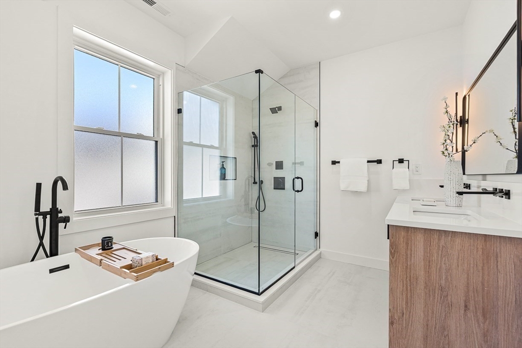 property viewer photo 22