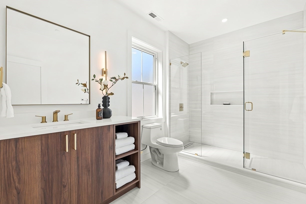 property viewer photo 27