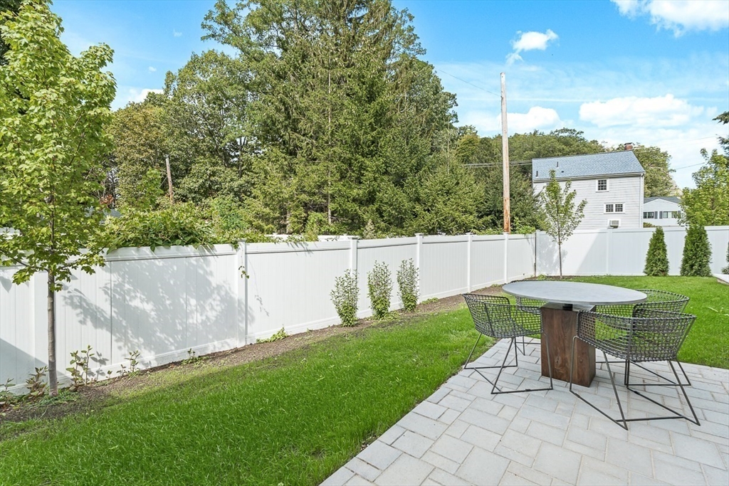 property viewer photo 37