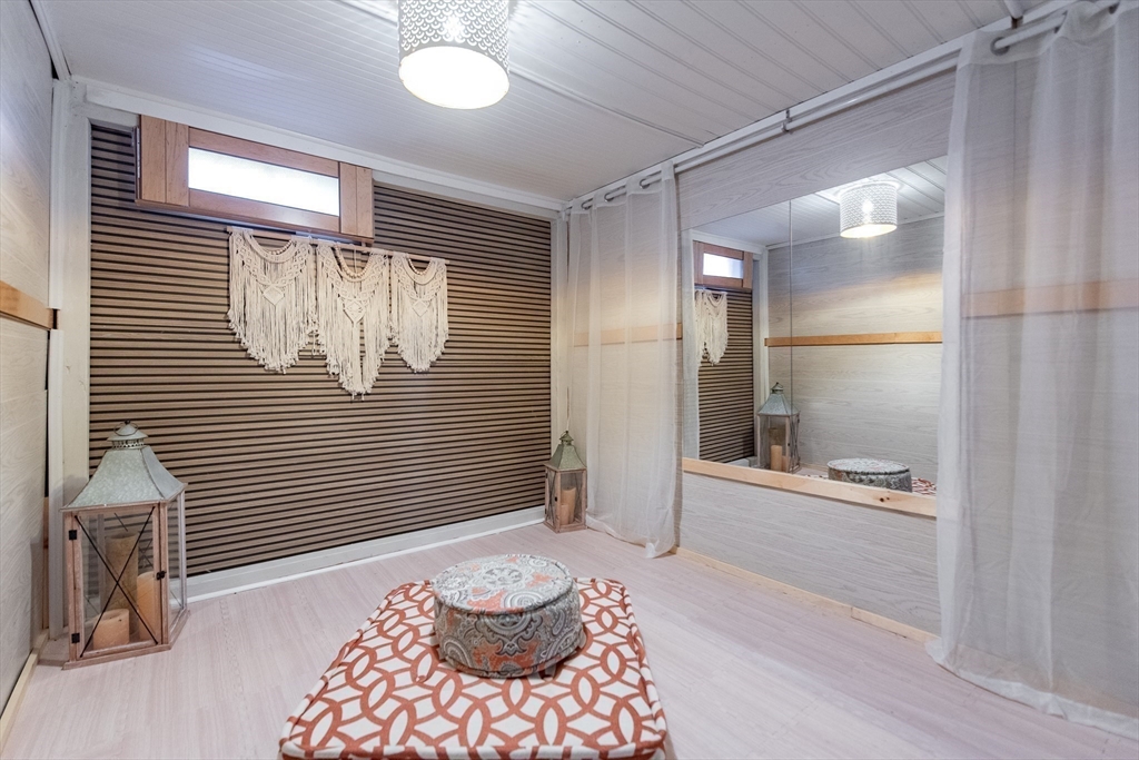 property viewer photo 28