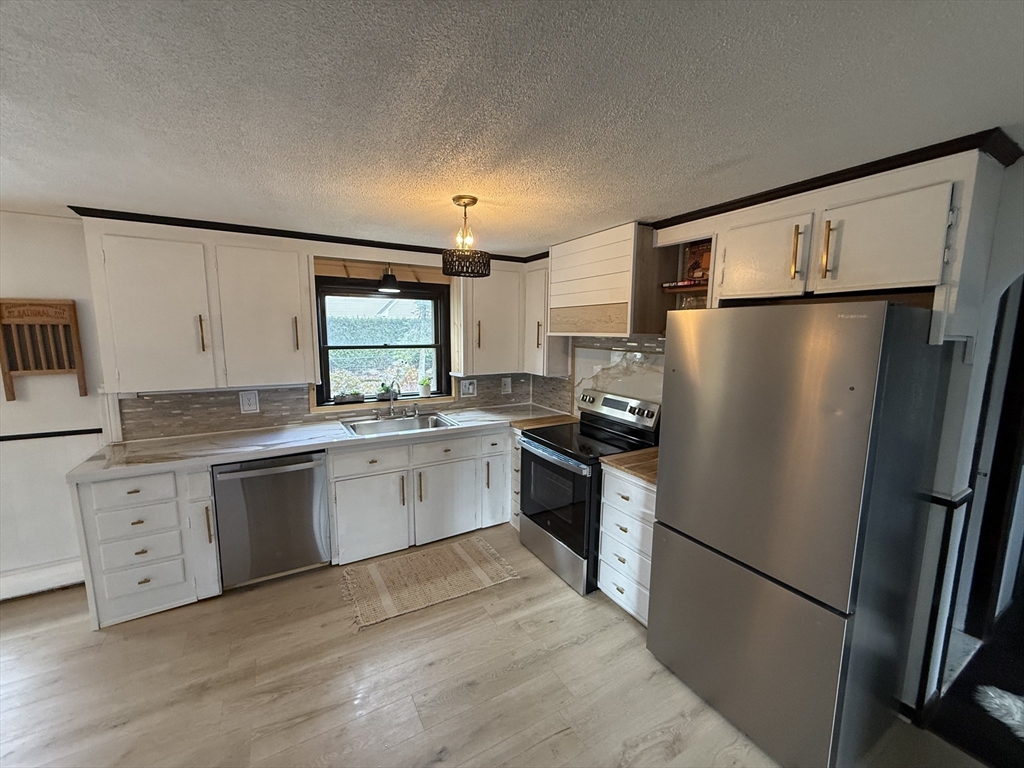 property viewer photo 3