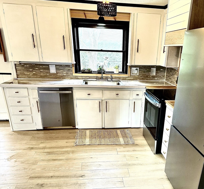 property viewer photo 5