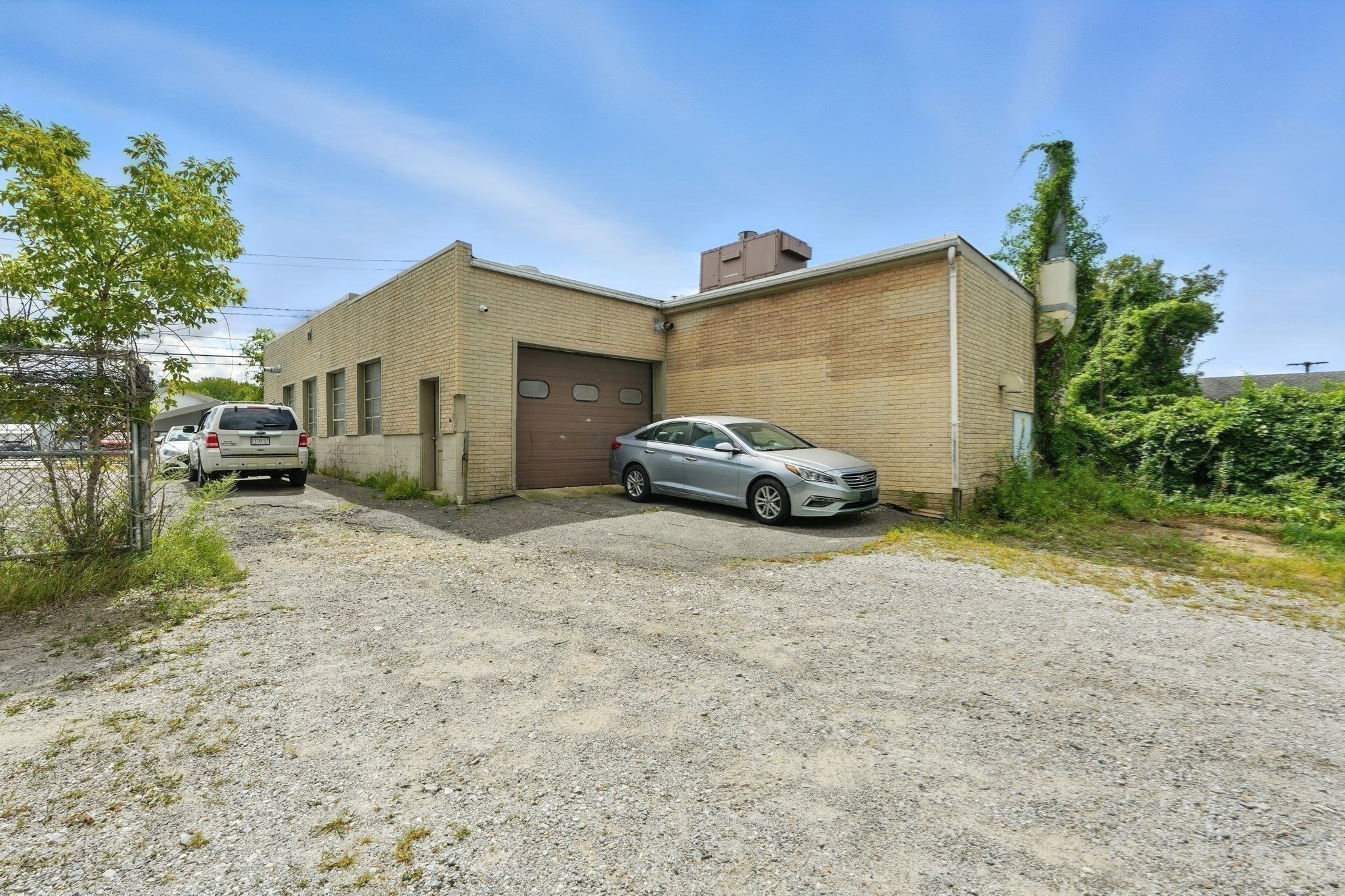main property photo 15