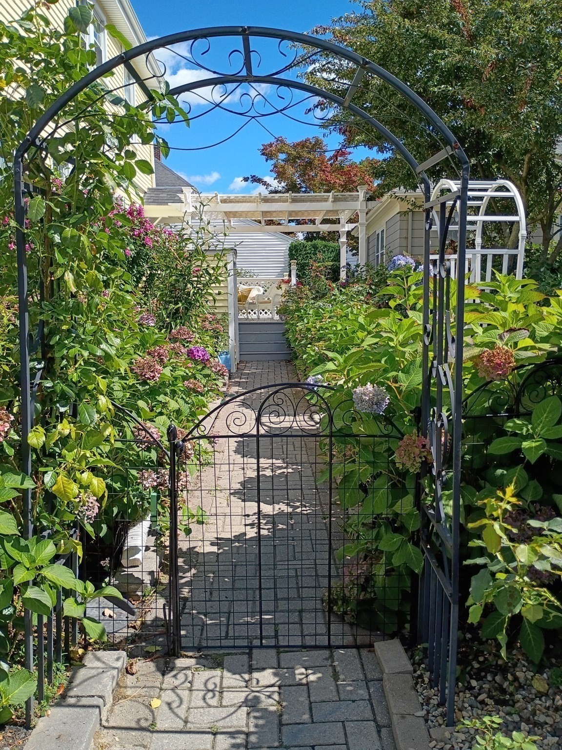 main property photo 7
