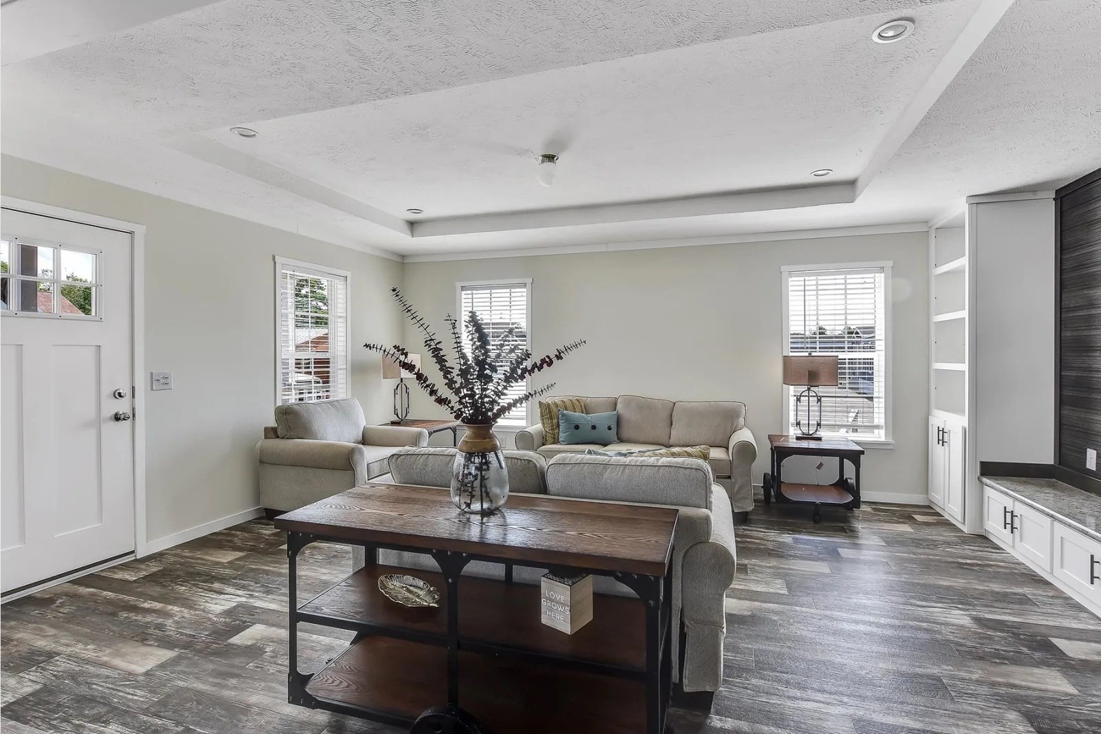 property viewer photo 10